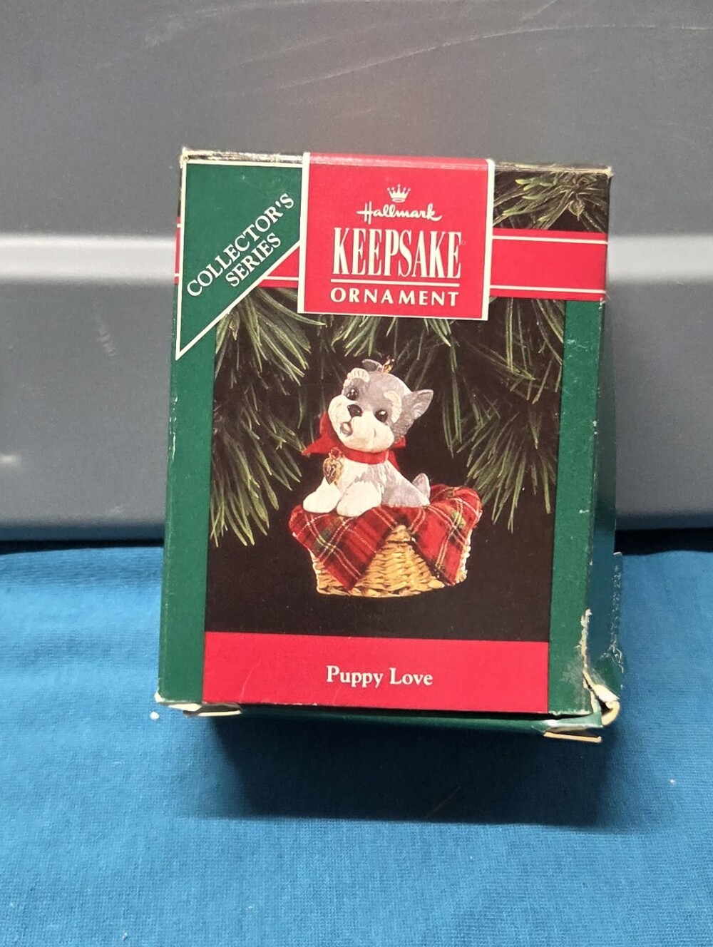 Vintage Hallmark  1992 PUPPY LOVE Ornament